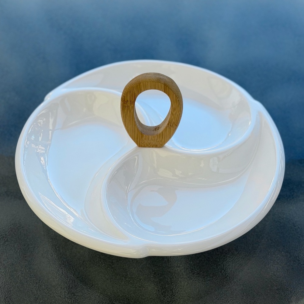 Brandani Porcelain Round Divided Serving Dish with a Bamboo Handle